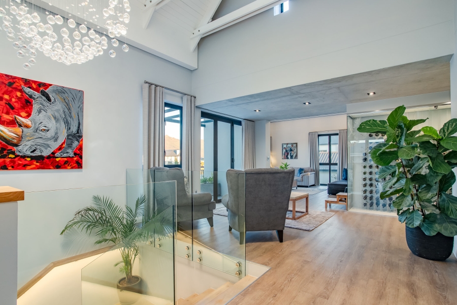 5 Bedroom Property for Sale in Val De Vie Estate Western Cape